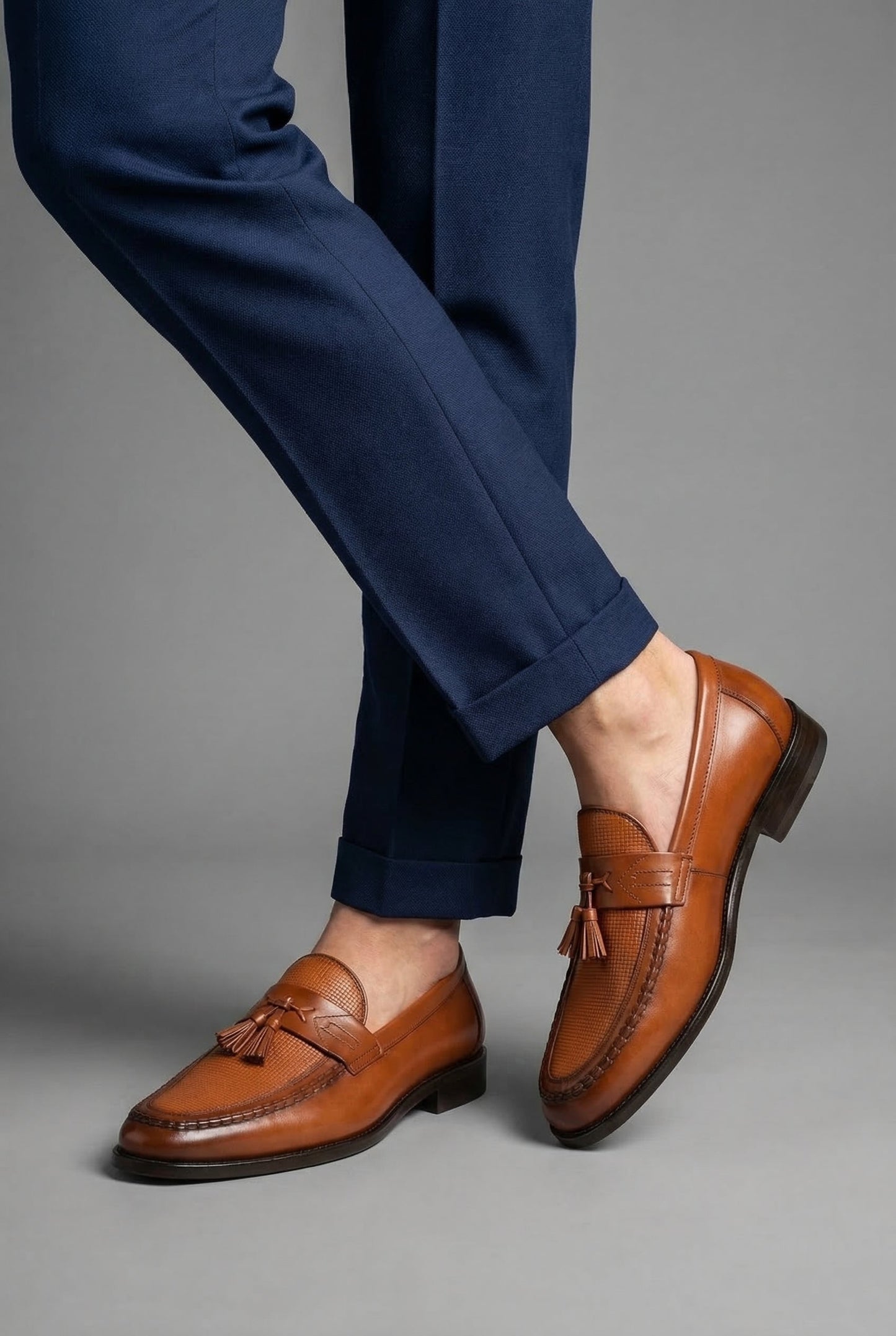 Mocassins classiques tressés pour hommes avec pompons