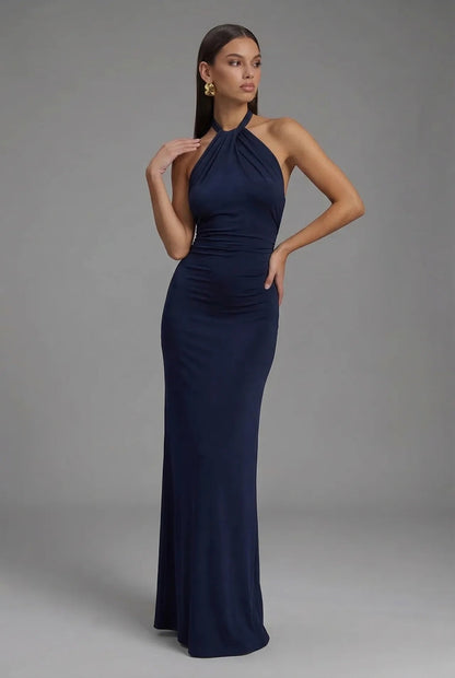 Robe longue élégante en satin avec col licou et décolleté dans le dos pour femme
