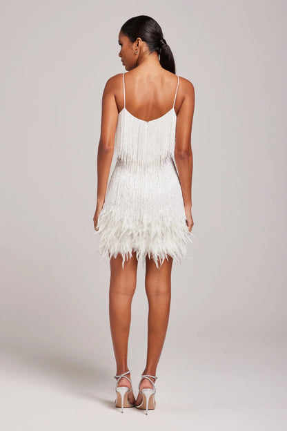 Robe cocktail pour femmes avec franges et plumes