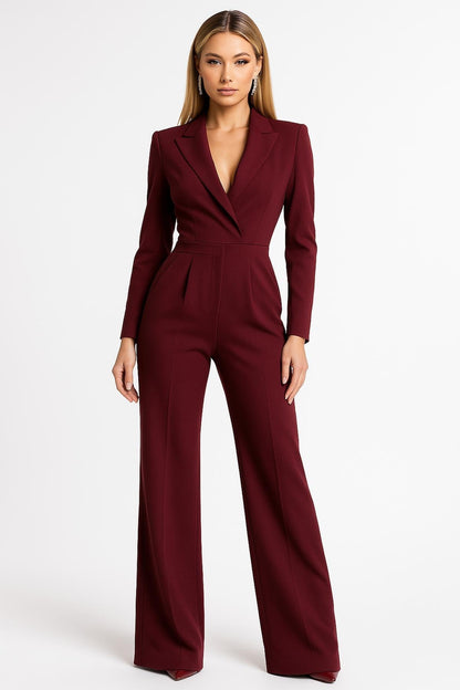 Elegant wrap jumpsuit with long sleeves – the ideal feminine silhouette for the office and evening.