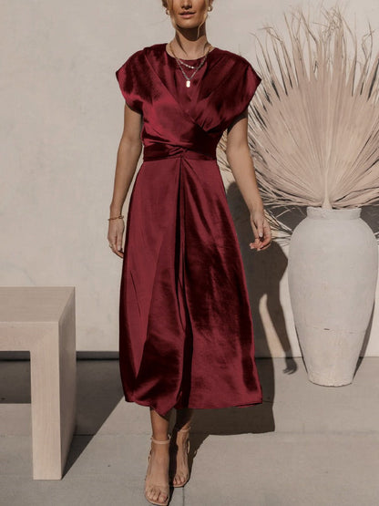 Robe midi élégante en satin