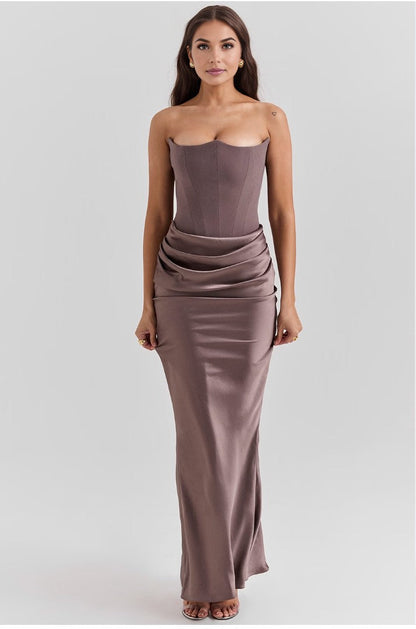 Robe de gala satinée luxe sans bretelles