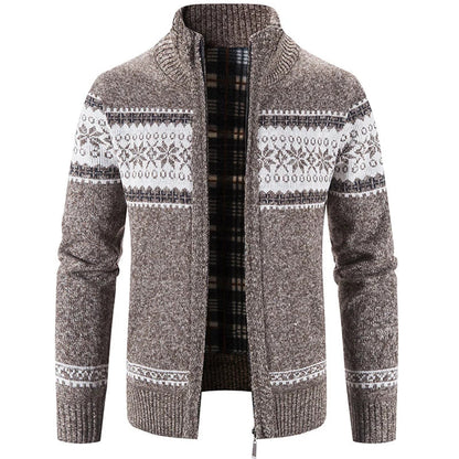 Kjell | Warm Scandinavian zipper sweater for men
