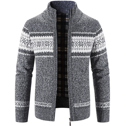 Kjell | Warm Scandinavian zipper sweater for men