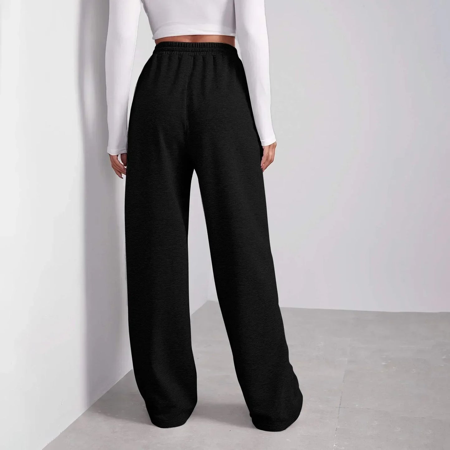 Casual joggers with high waist and wide leg
