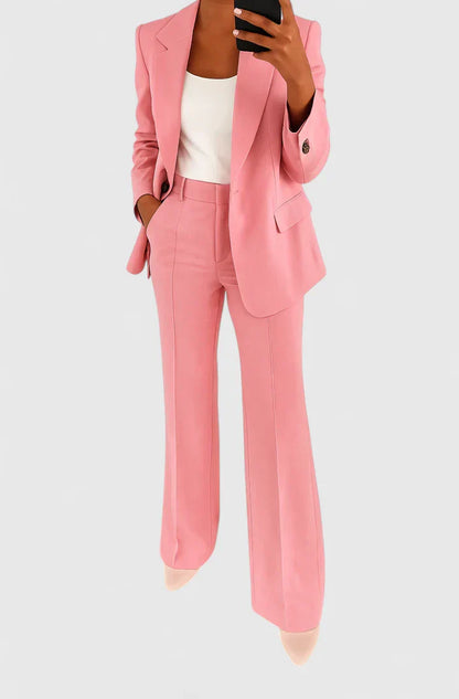 Ensemble élégant de costume deux pièces