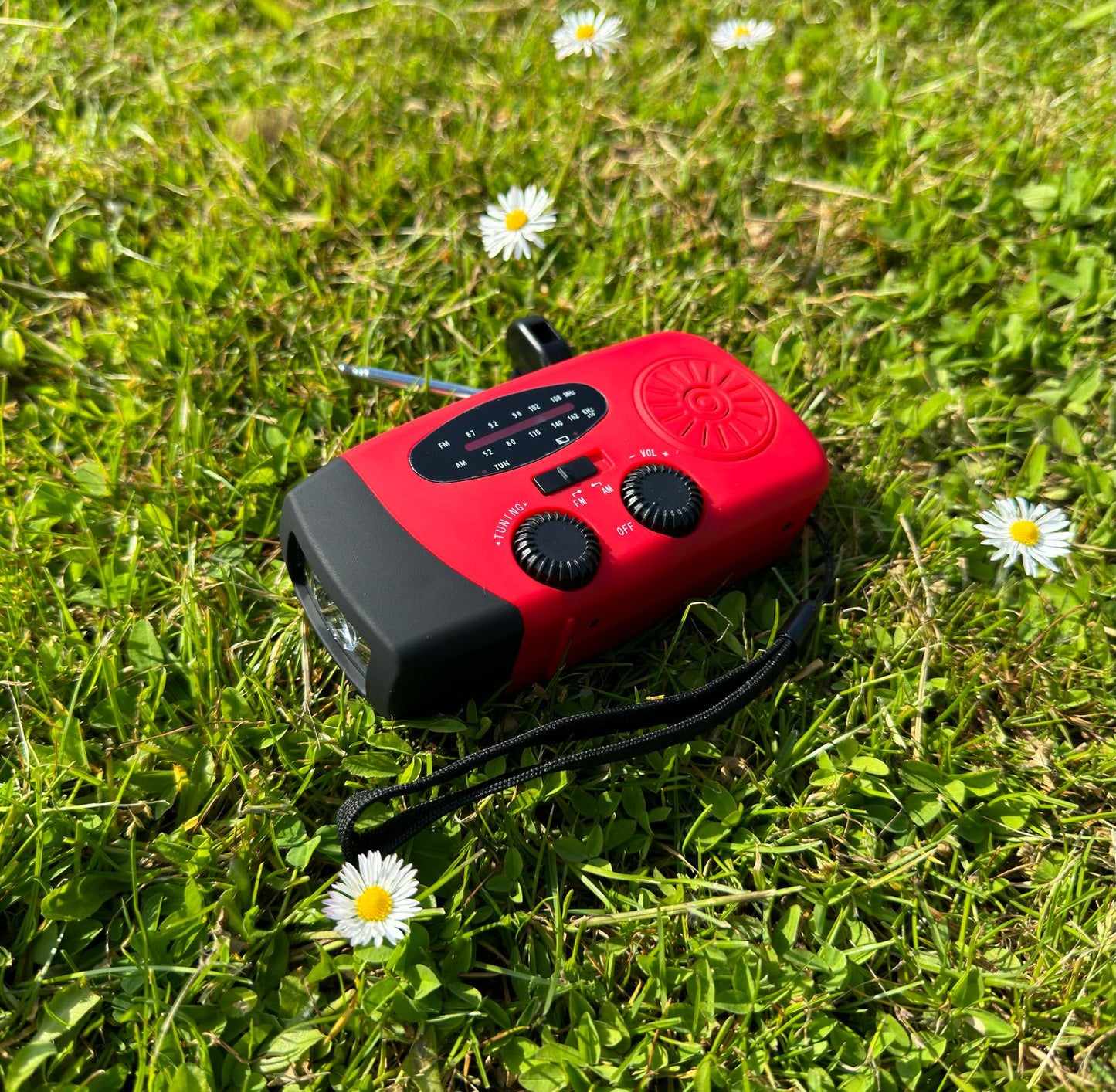 ReadyWave | Radio d'urgence avec manivelle et panneau solaire