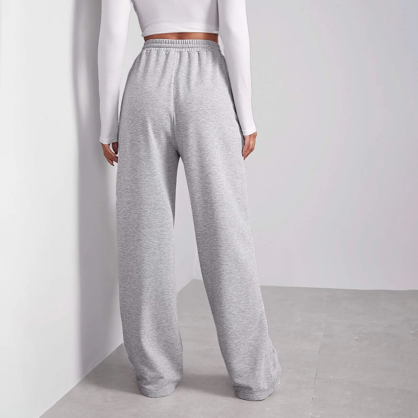 Casual joggers with high waist and wide leg