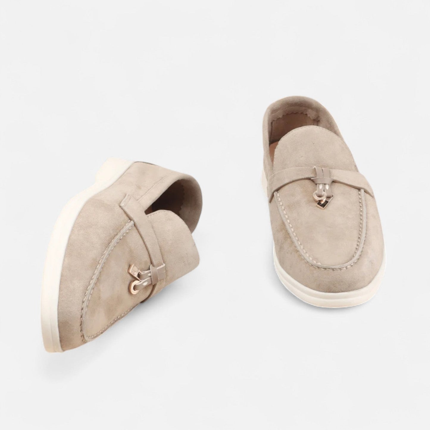 High-quality men's suede loafers – flat sole, casual elegance for winter