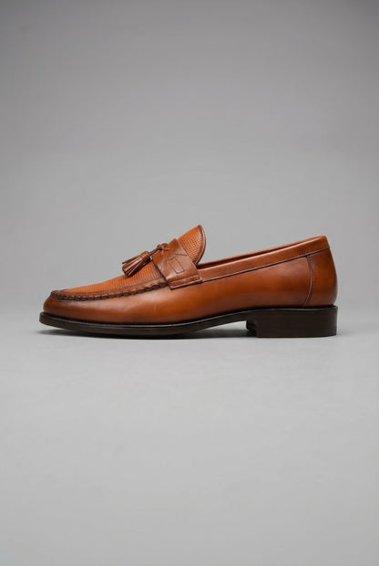 Mocassins classiques tressés pour hommes avec pompons