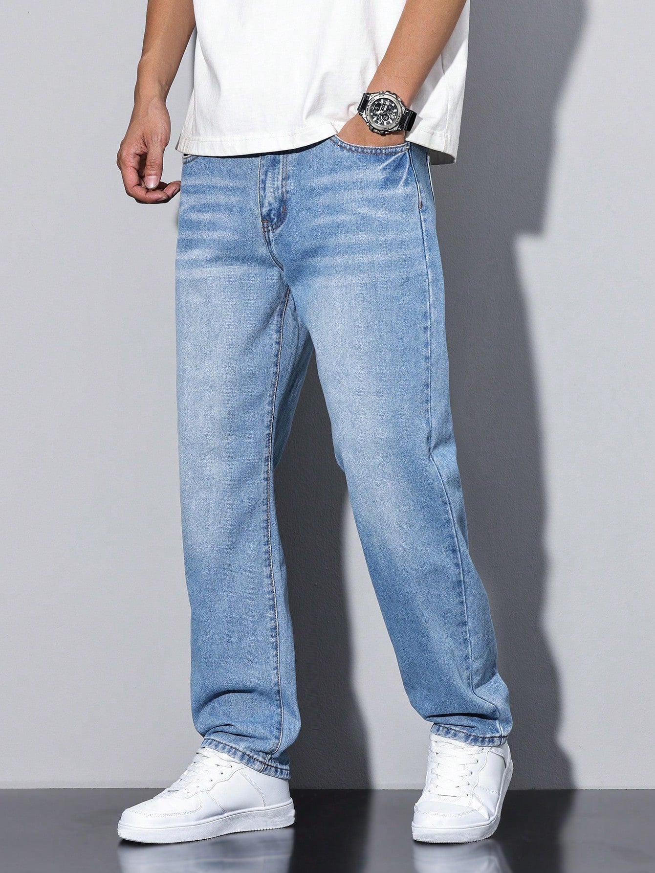 Men's jeans with straight leg regular fit