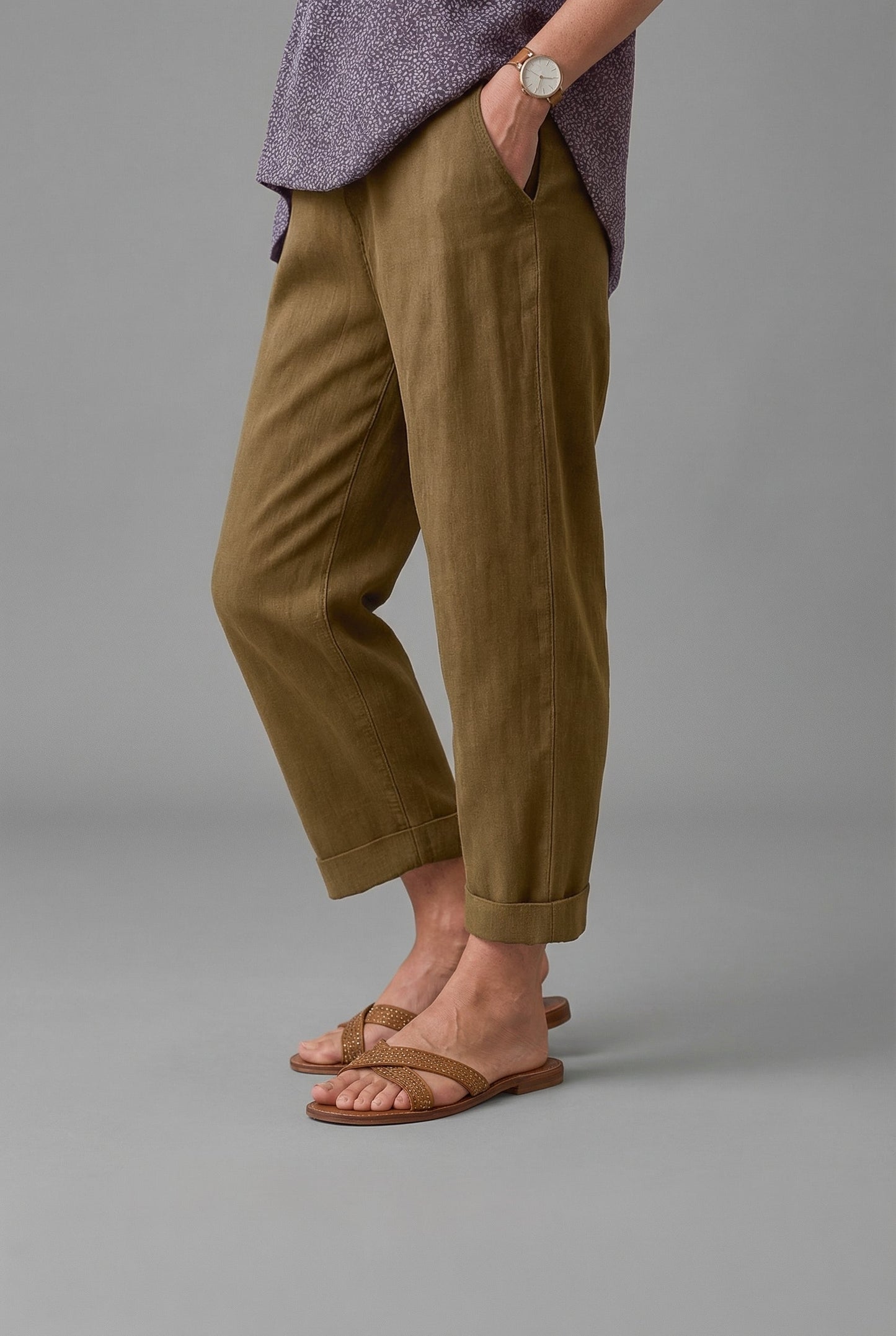 Light summer pants for women