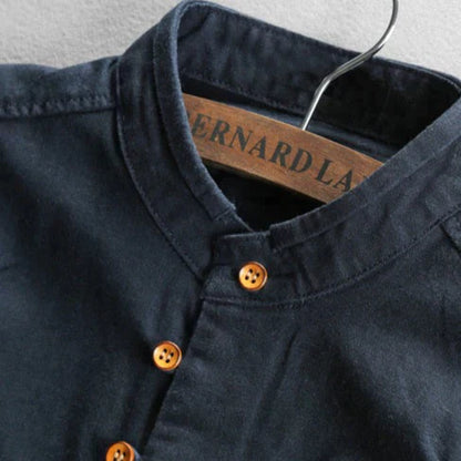 Chemise moderne slim fit avec col mao et manches longues