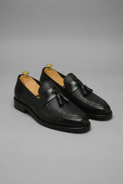 Mocassins classiques tressés pour hommes avec pompons