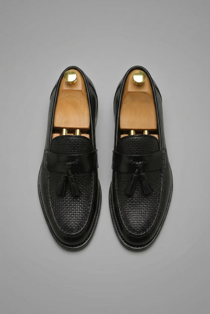 Mocassins classiques tressés pour hommes avec pompons