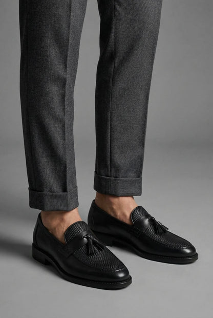 Mocassins classiques tressés pour hommes avec pompons