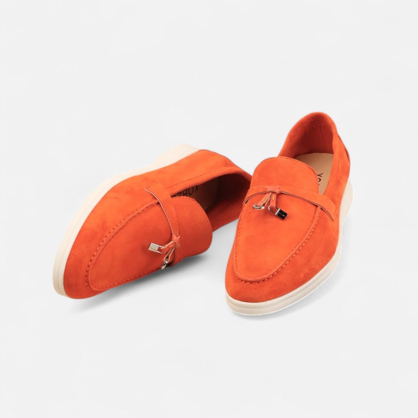 High-quality men's suede loafers – flat sole, casual elegance for winter