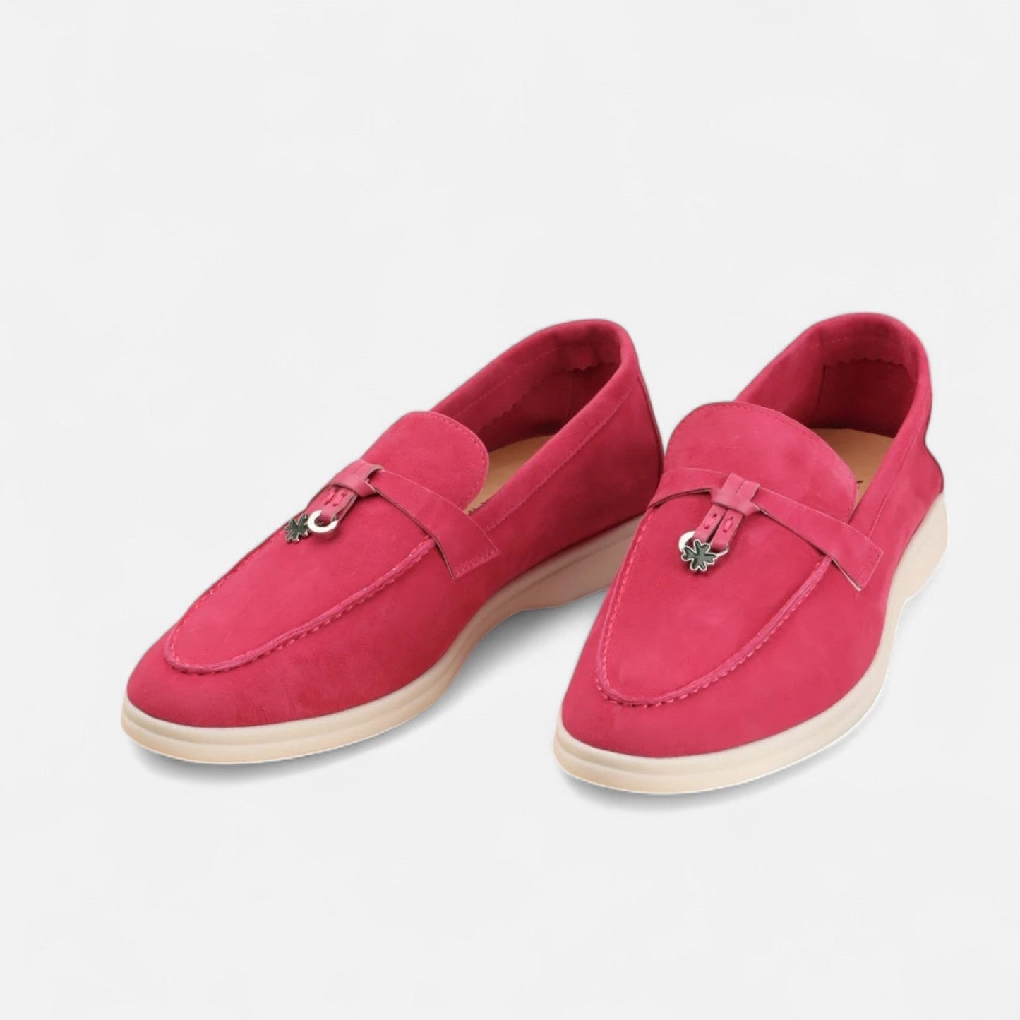 High-quality men's suede loafers – flat sole, casual elegance for winter